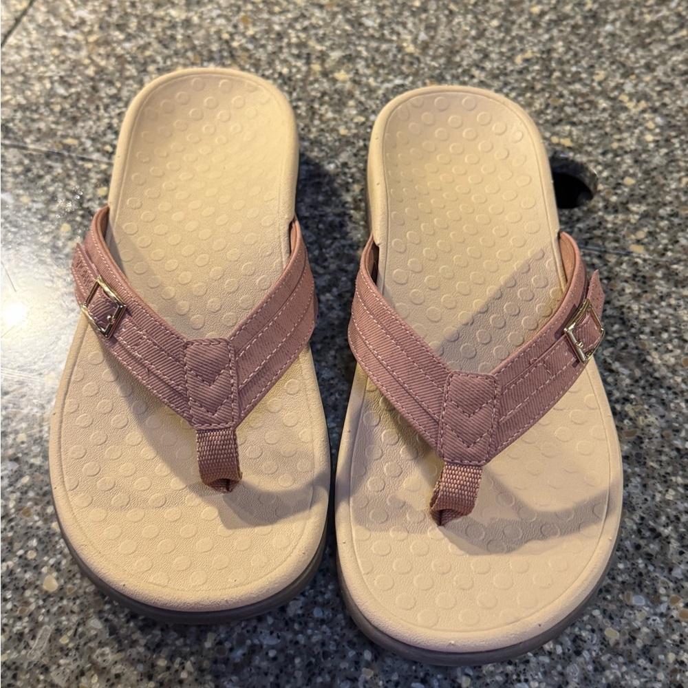 Vionic Flip Flops